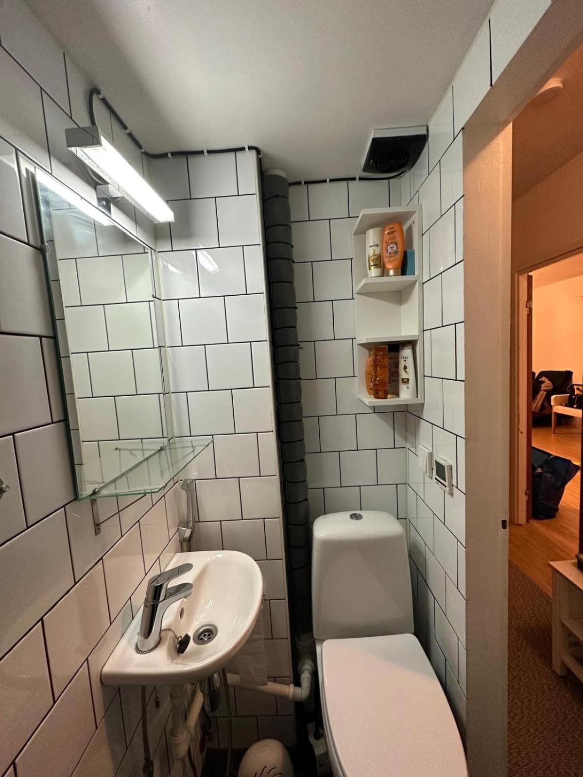 Cozy Independent House With Free Parking And 20 Mins To Center
