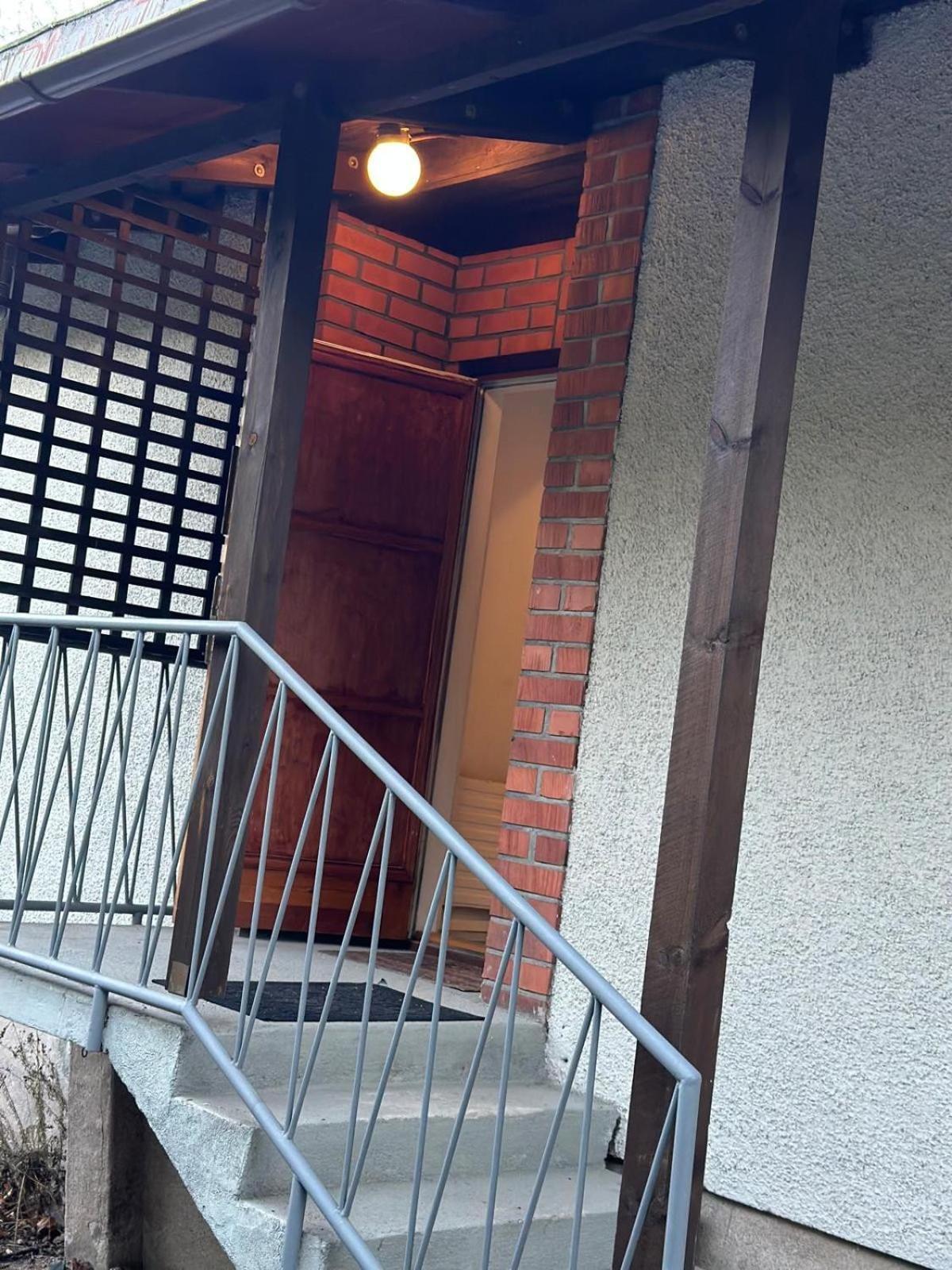 Feriehus Cozy Independent House With Free Parking And 20 Mins To Center