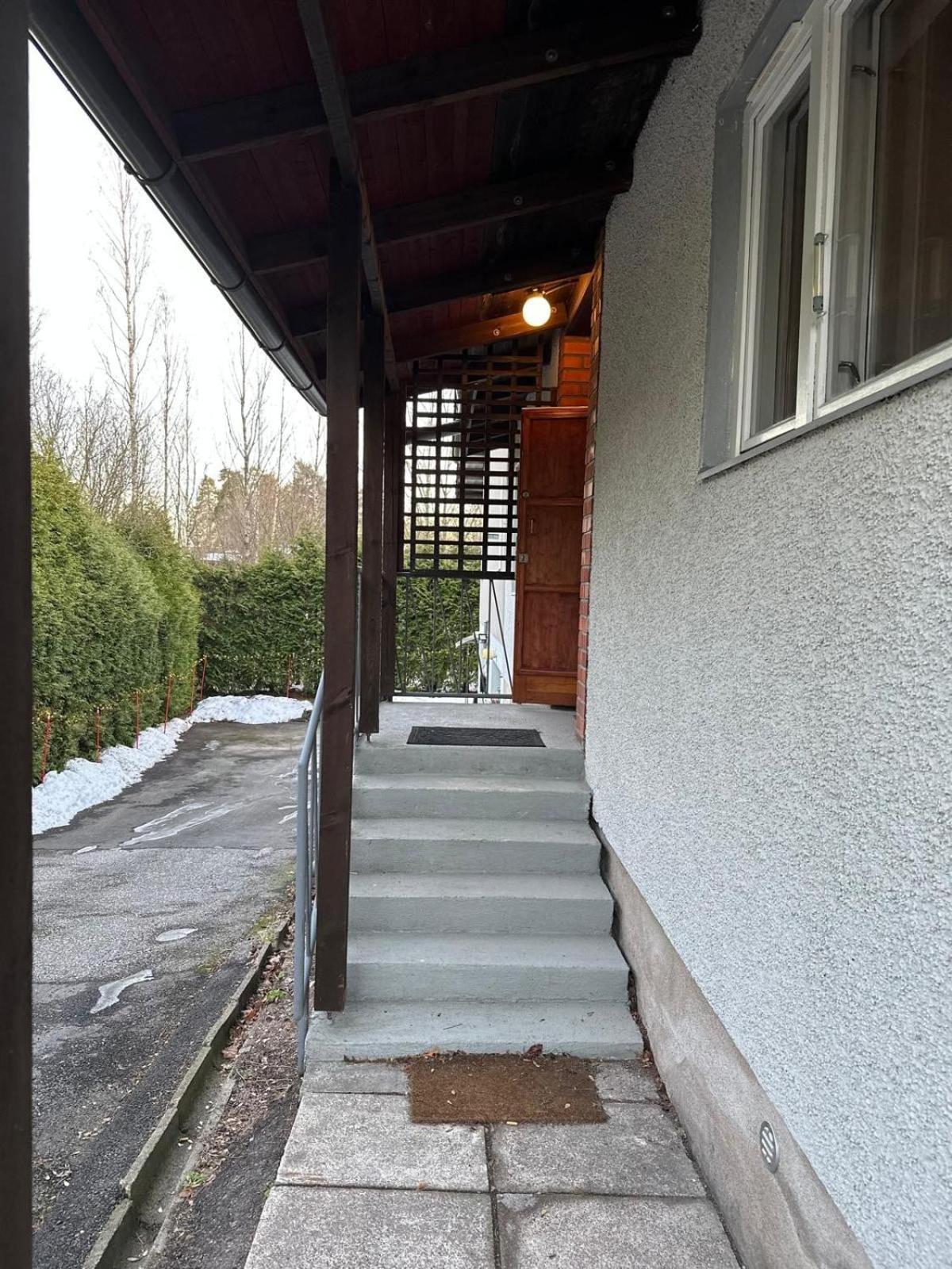 Feriehus Cozy Independent House With Free Parking And 20 Mins To Center Helsingfors